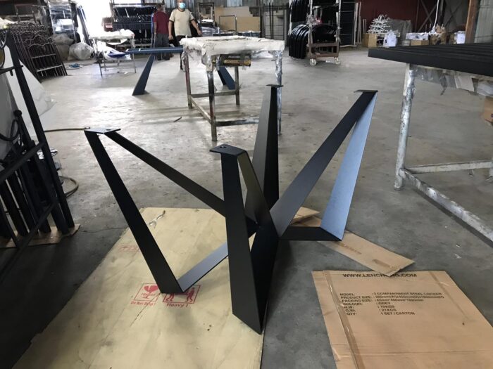 Customized Metal Table Leg