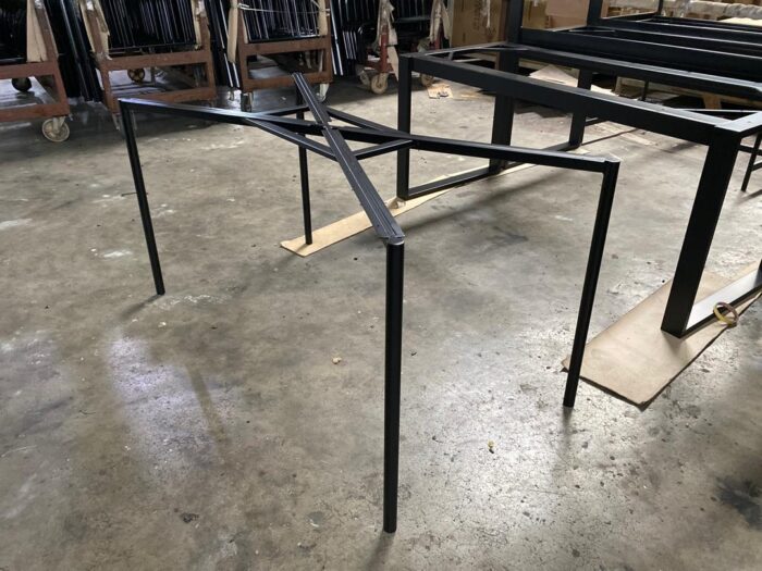 Customized Metal Table Leg